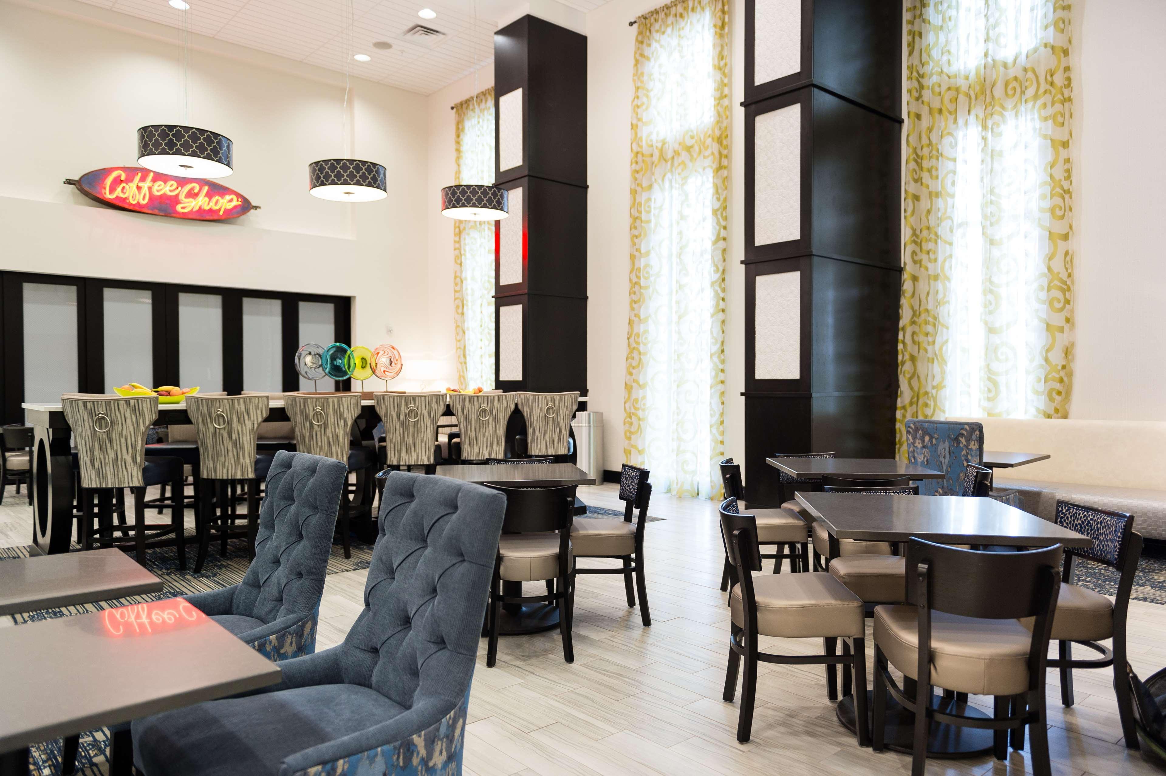 Hampton Inn And Suites La Crosse Downtown Ngoại thất bức ảnh